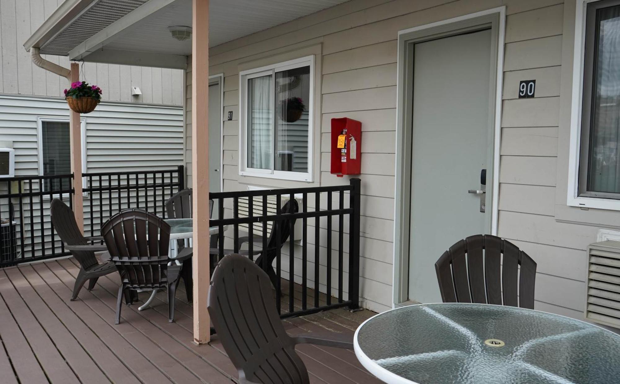 Marine Village Resort Lake George Exterior foto