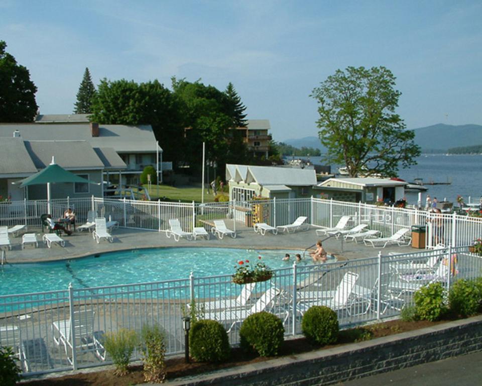Marine Village Resort Lake George Exterior foto