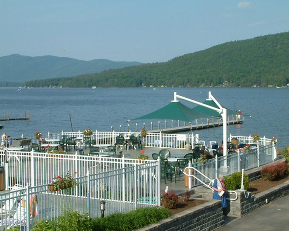 Marine Village Resort Lake George Exterior foto